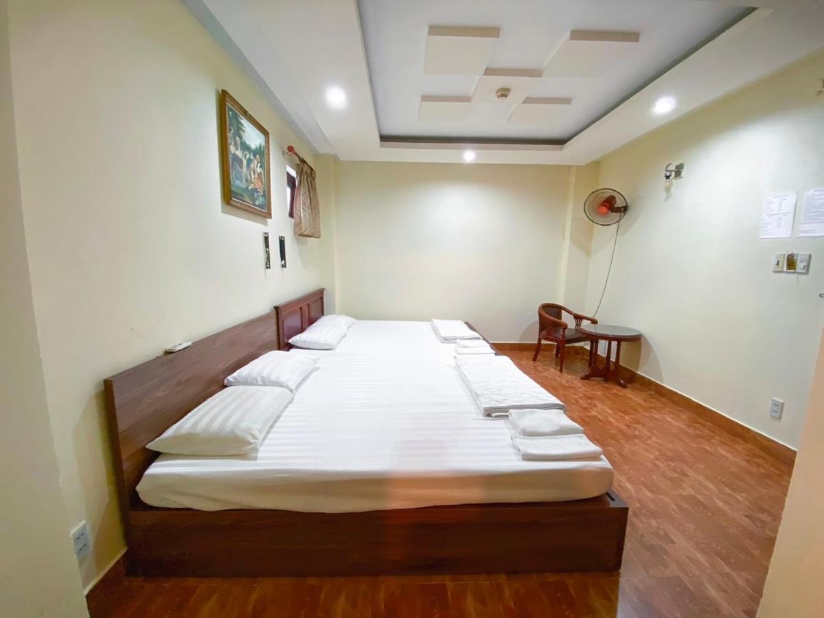 Khach San Sao Mai Xanh - Sao Mai Xanh Hotel Хошимин Экстерьер фото